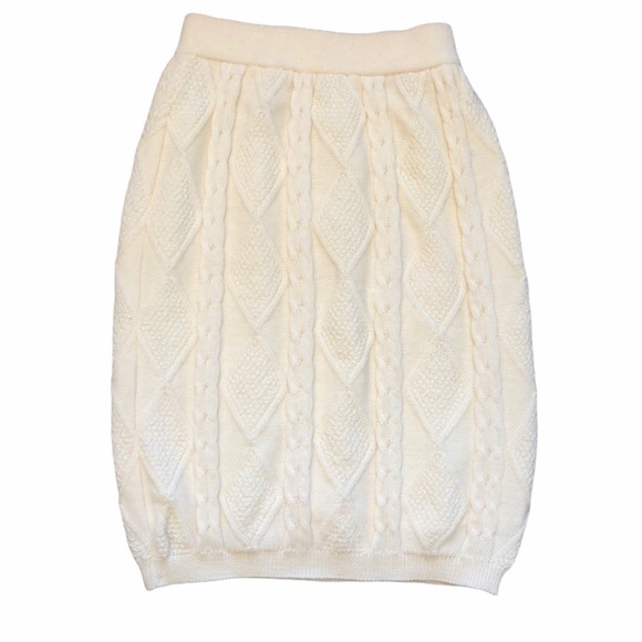 Miss Chloe Dresses & Skirts - Miss Chloe Cream Cable Knit Lined Skirt